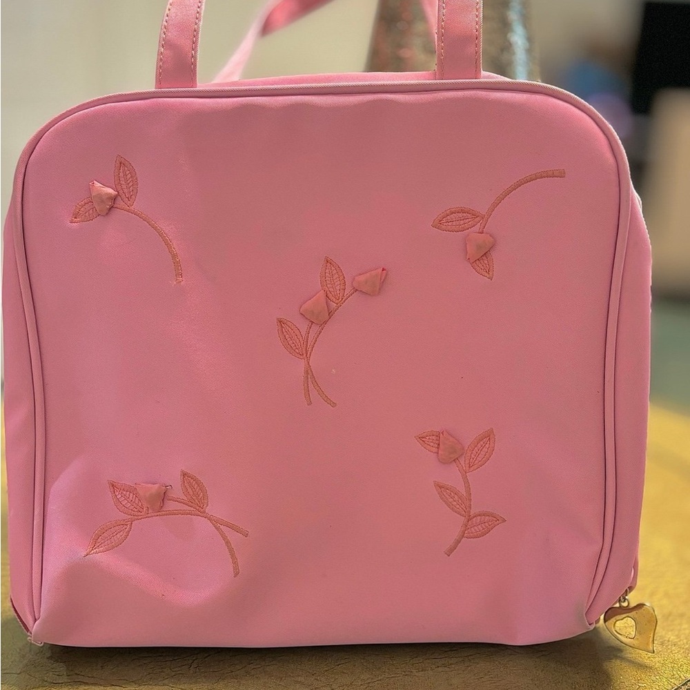 [EXCLUSIVE] Victorias Secret Cosmetic Pink Makeup Bag